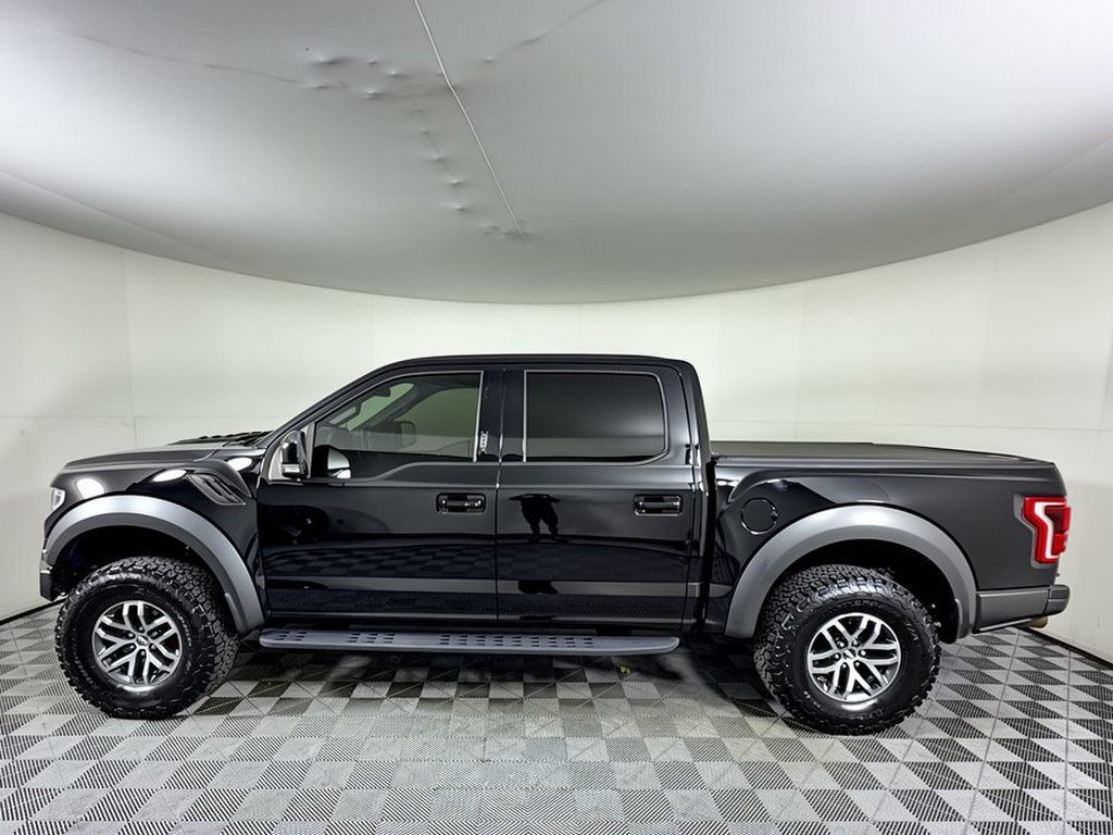 Used 2017 Ford F150 Raptor w/ Equipment Group 802A Luxury AWD/4WD image 2