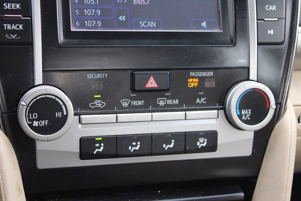 Used 2012 Toyota Camry LE image 35