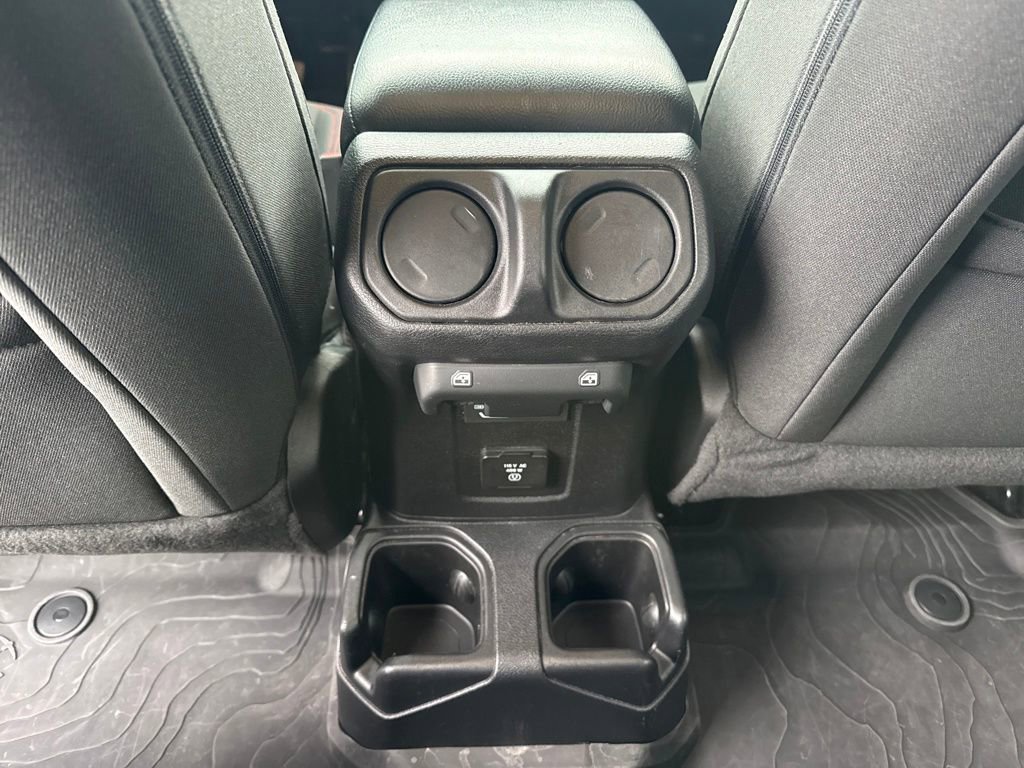 Used 2023 Jeep Gladiator Rubicon w/ Cold Weather Group image 12