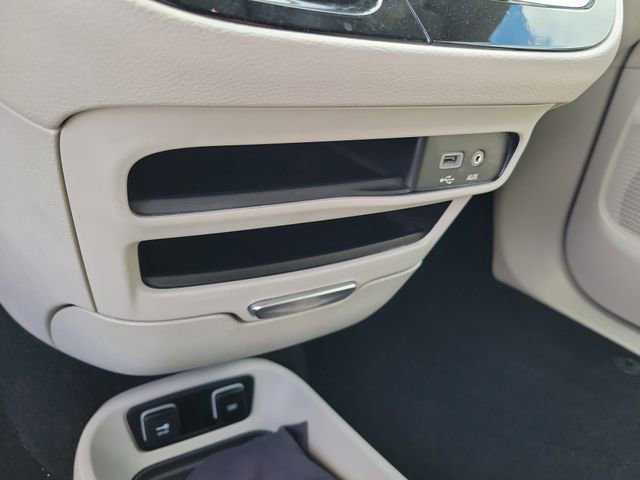 Used 2018 Chrysler Pacifica Touring-L image 23