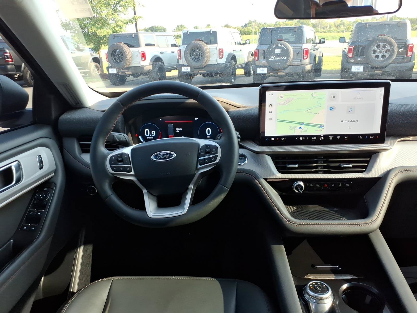 Certified 2025 Ford Explorer Active w/ Active Comfort Package AWD/4WD image 15