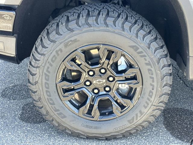 Used 2023 Chevrolet Silverado 1500 ZR2 w/ Technology Package image 34