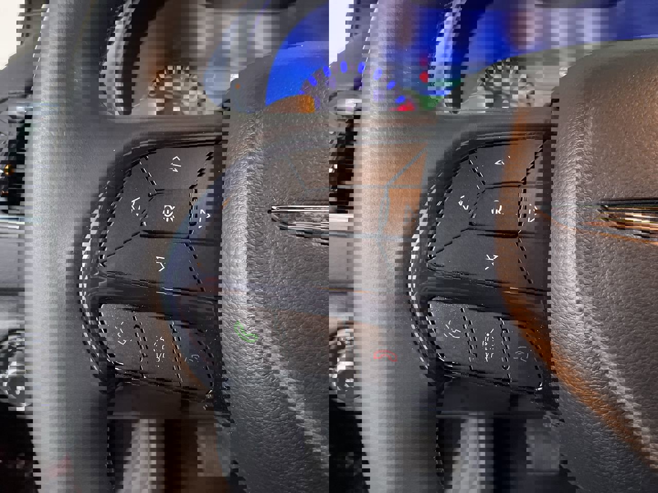 Used 2015 Chrysler 200 S w/ Navigation & Sound Group I image 27