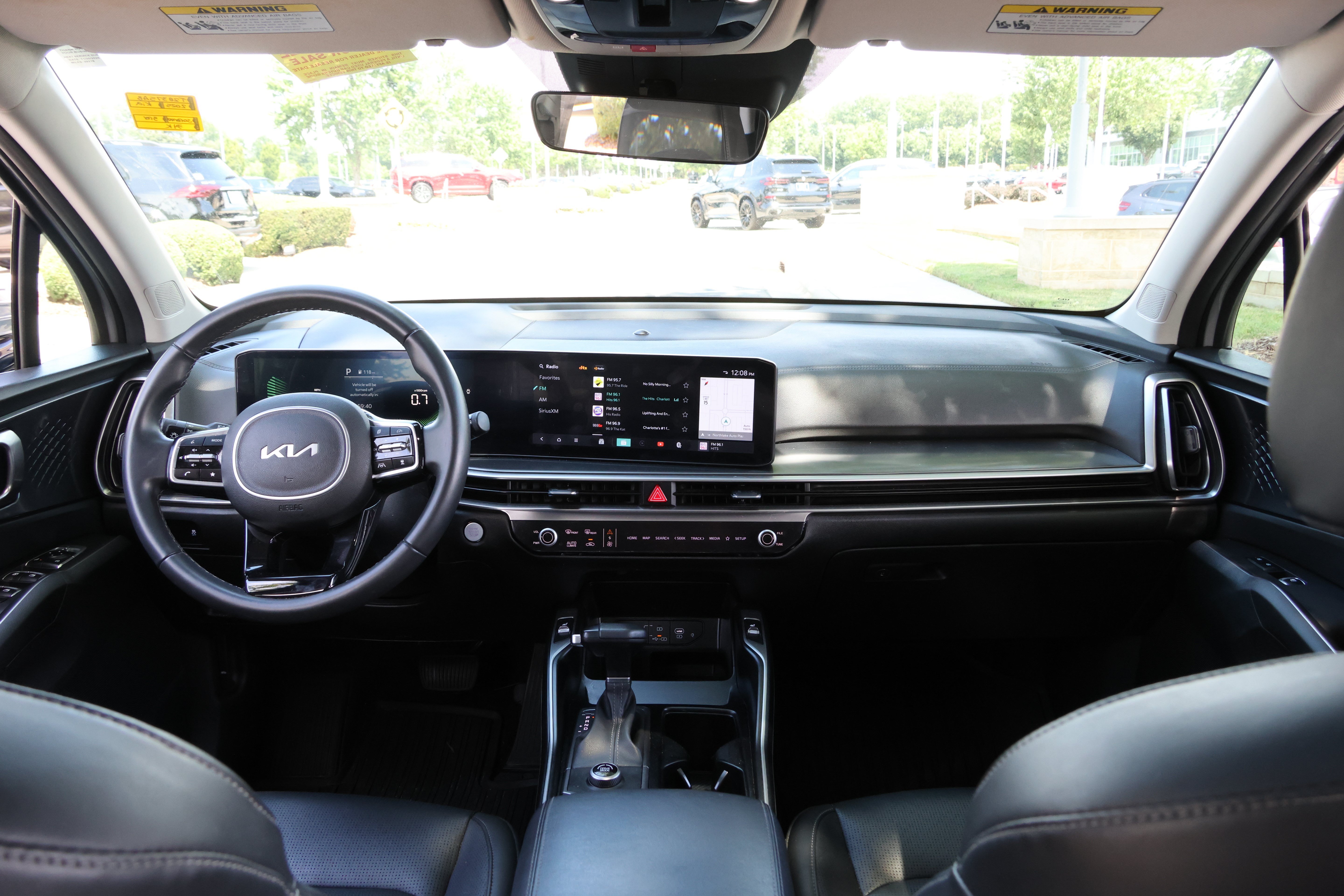 Used 2025 Kia Sorento S w/ Panoramic Sunroof Package FWD image 15