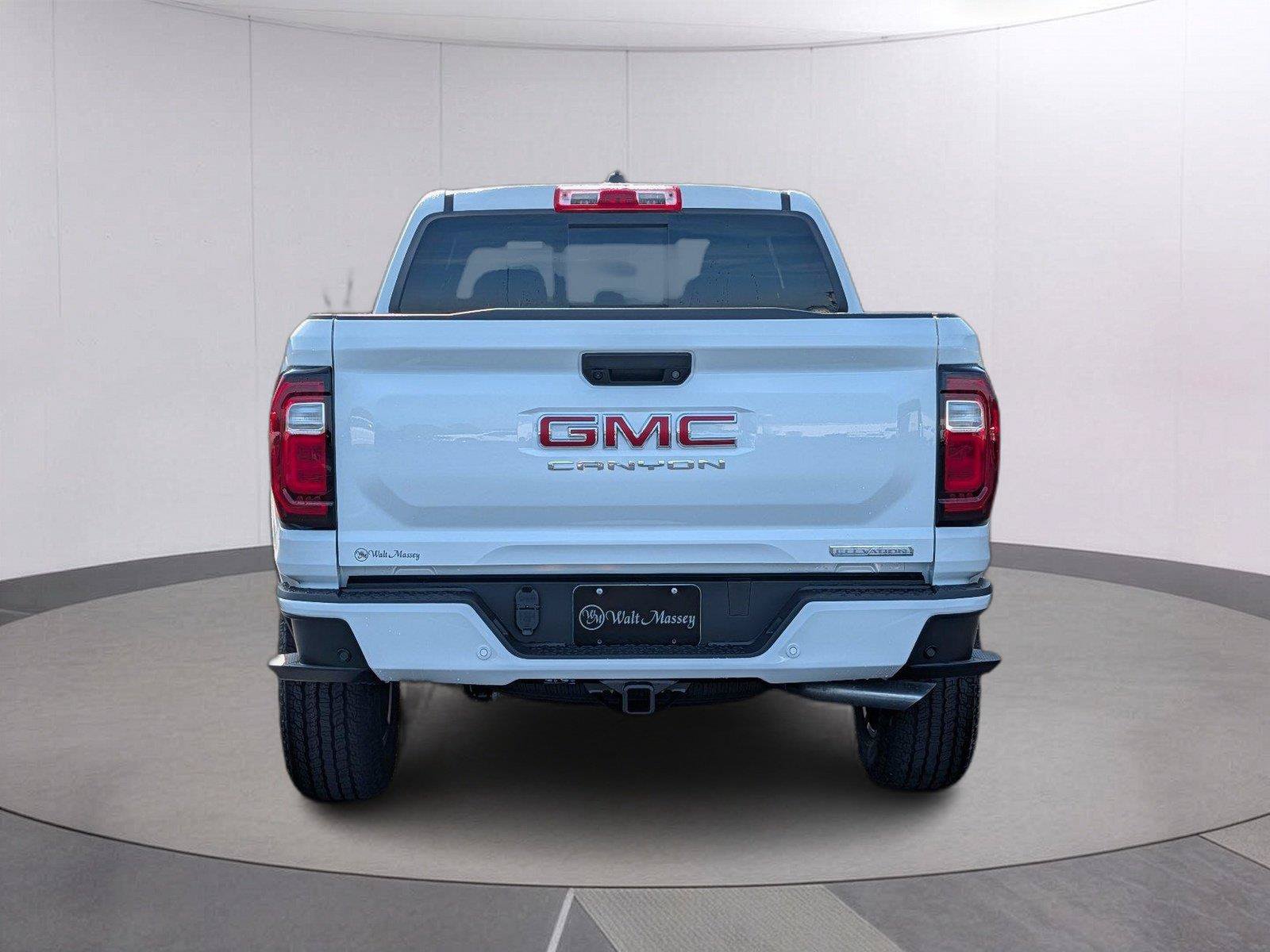 New 2026 GMC Canyon Elevation w/ Convenience Package RWD image 4