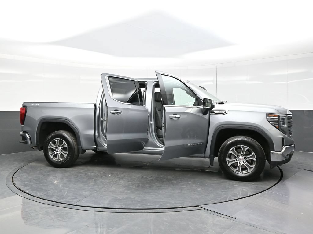 Used 2025 GMC Sierra 1500 SLT AWD/4WD image 49