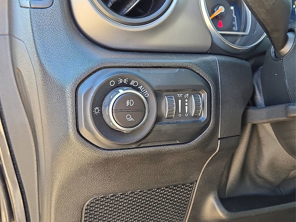 Used 2020 Jeep Gladiator Sport w/ Quick Order Package 24S image 22