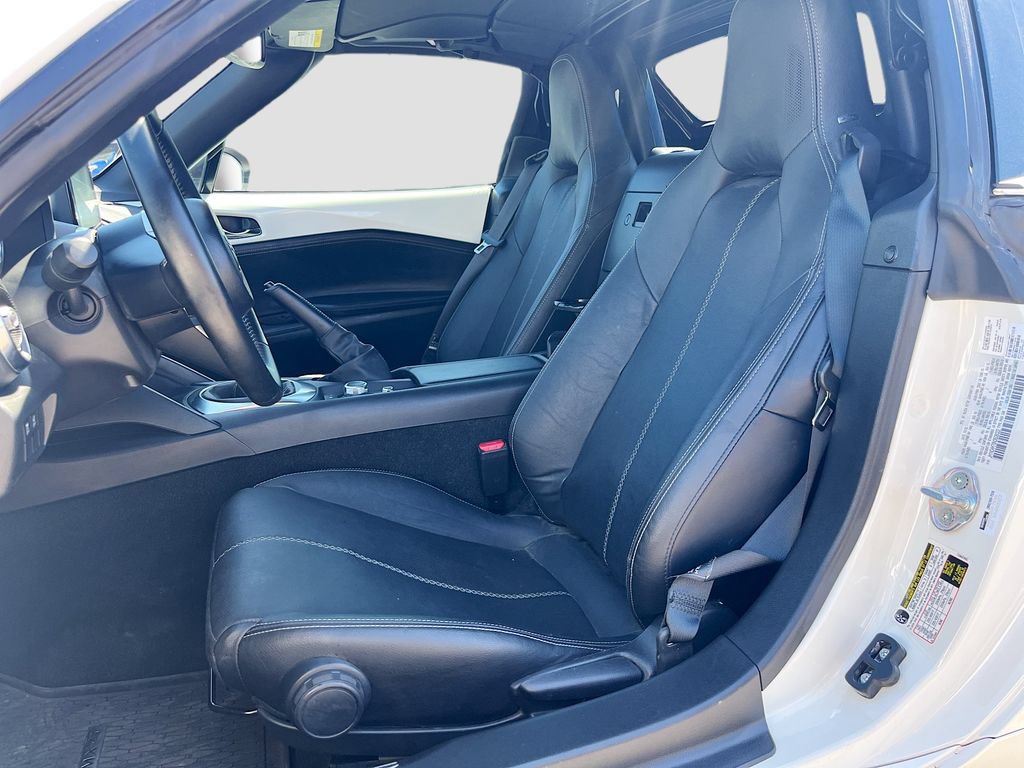 Used 2022 MAZDA MX-5 Miata RF Grand Touring w/ Weather Package RWD image 21
