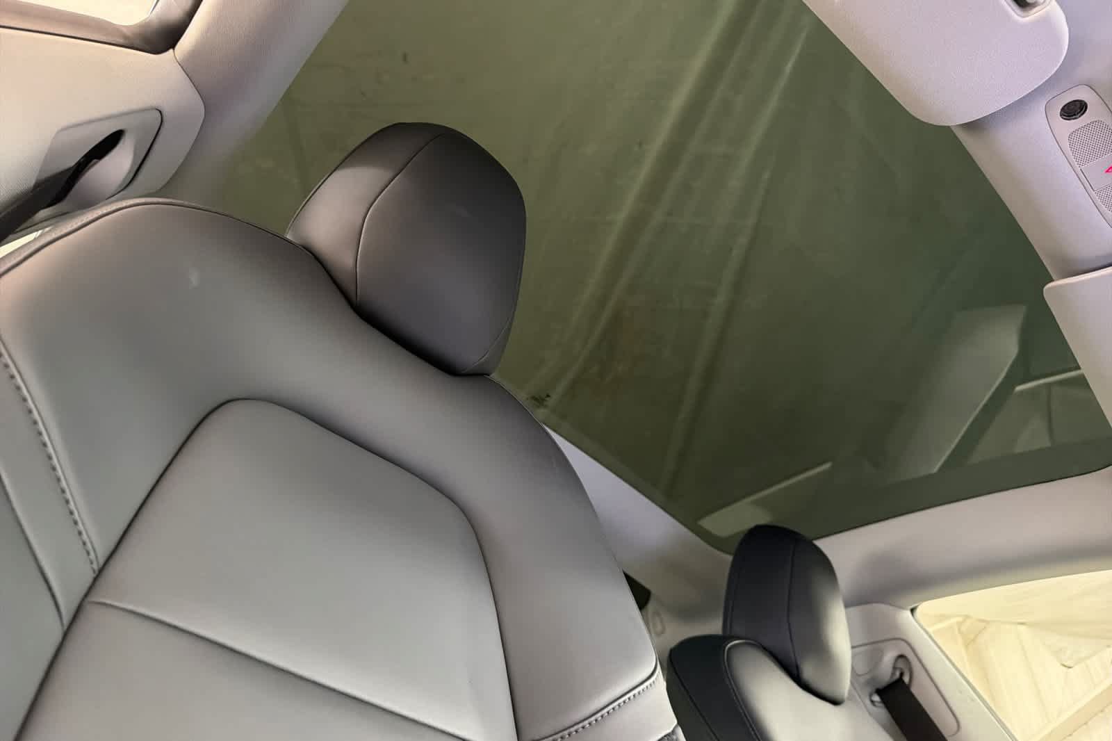 Used 2018 Tesla Model 3 Long Range RWD image 16