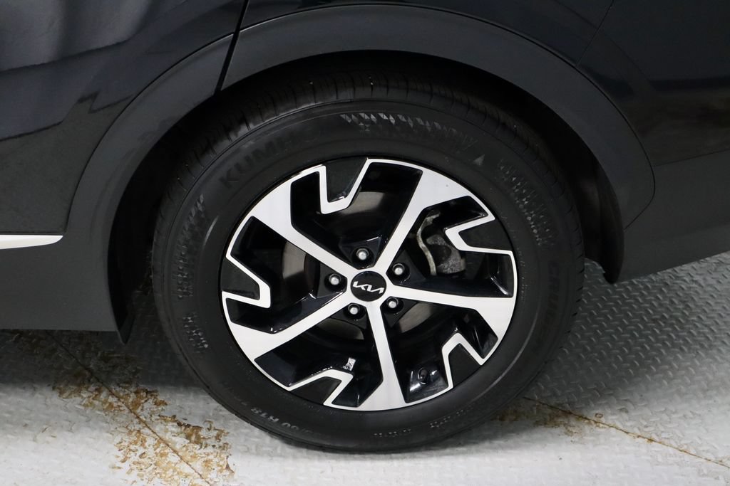Used 2025 Kia Sportage EX FWD image 20