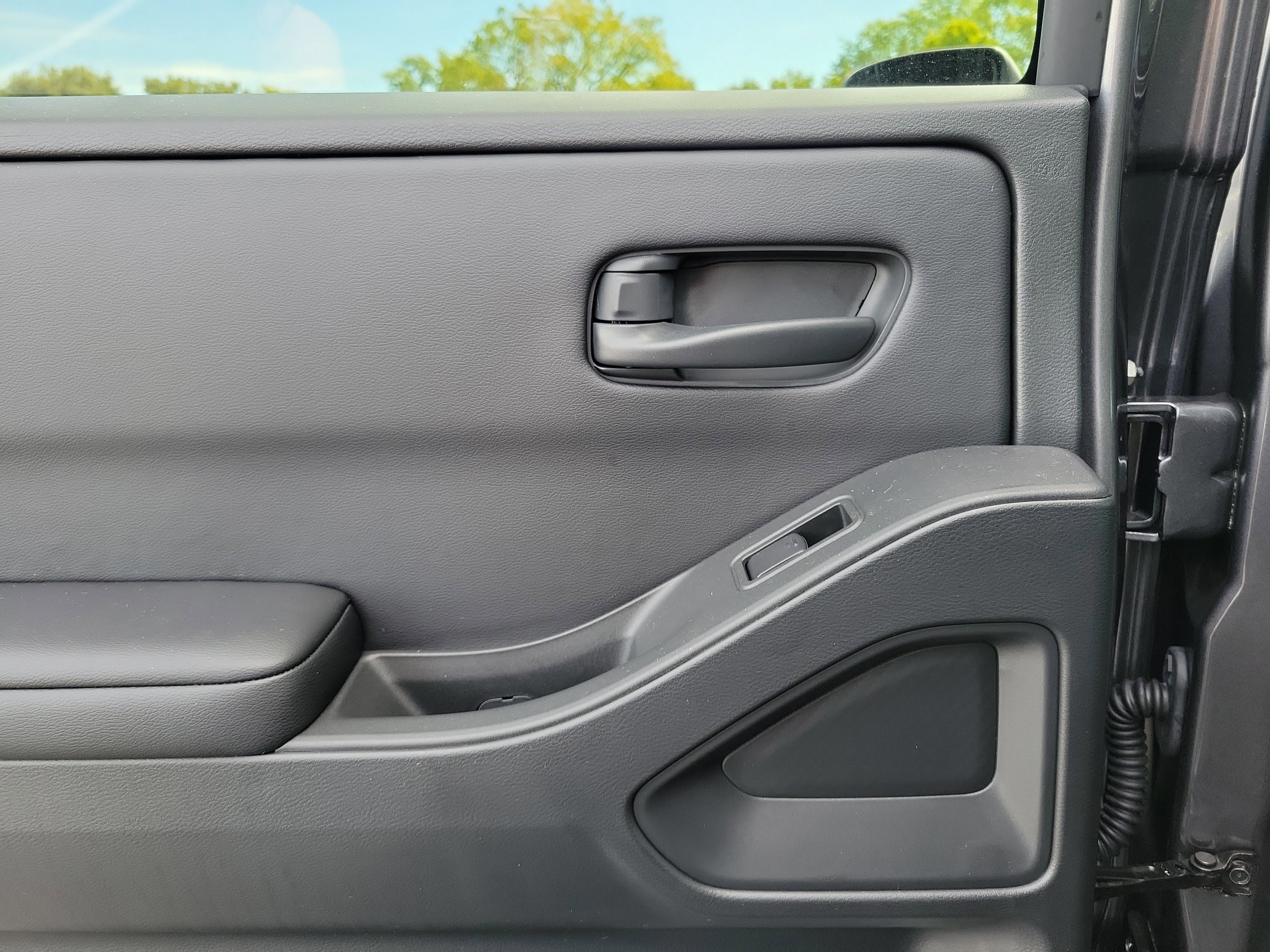 New 2026 Nissan Frontier SV w/ All-Weather Content Package image 12