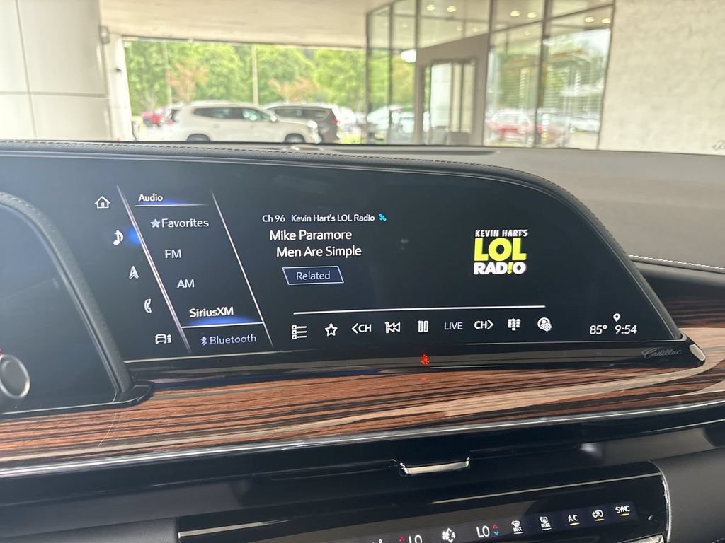 Certified 2023 Cadillac Escalade Premium Luxury AWD/4WD image 13