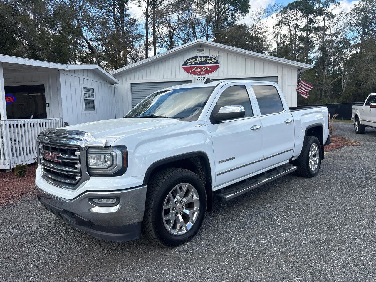 Used 2017 GMC Sierra 1500 SLT w/ SLT Premium Package