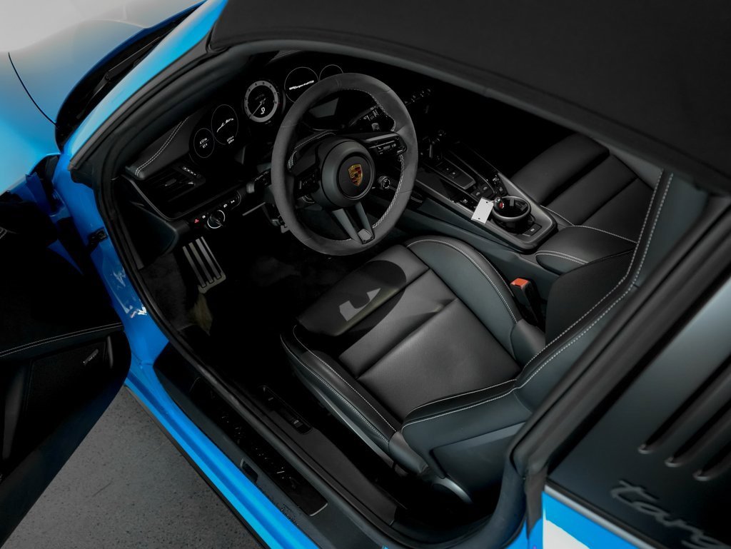 Certified 2023 Porsche 911 Targa 4 GTS image 4