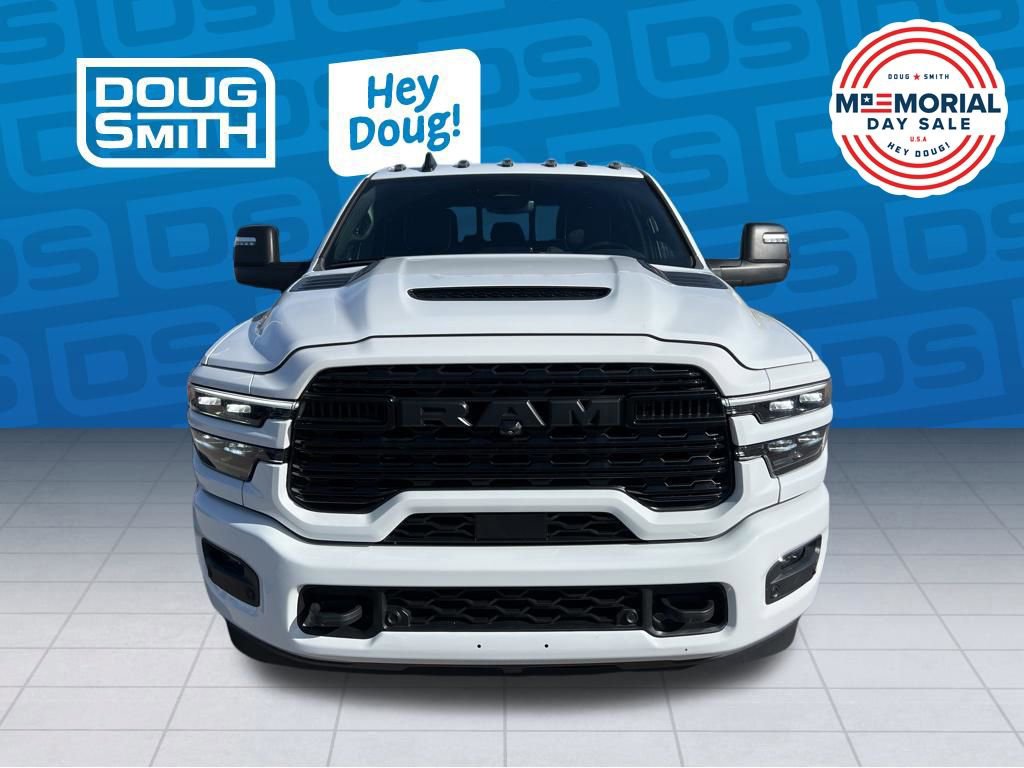 Used 2025 RAM 3500 Limited AWD/4WD image 8