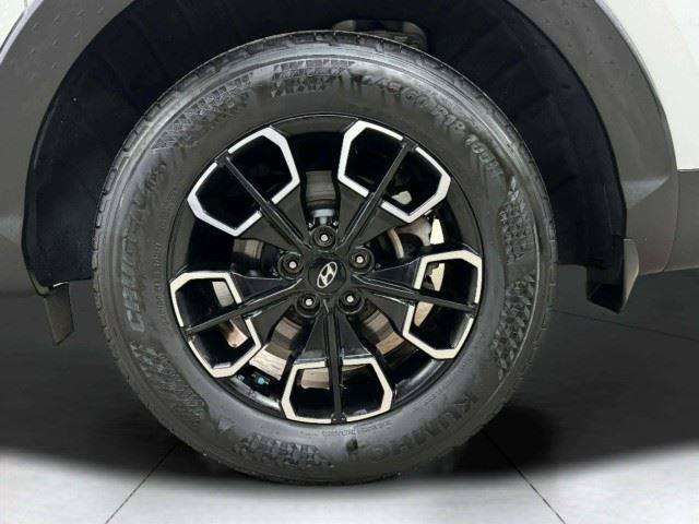 Used 2023 Hyundai Santa Cruz SEL w/ Activity Package FWD image 18
