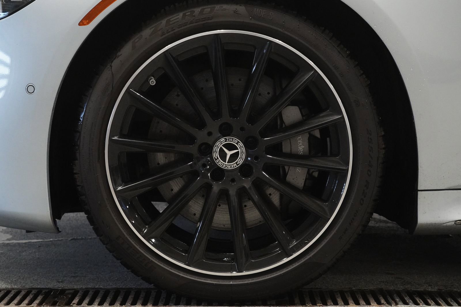 Used 2025 Mercedes-Benz S 580 4MATIC Sedan image 9