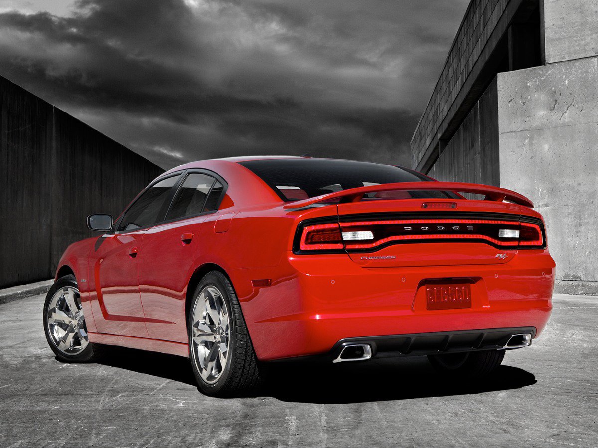 Used 2014 Dodge Charger SE AWD/4WD image 1