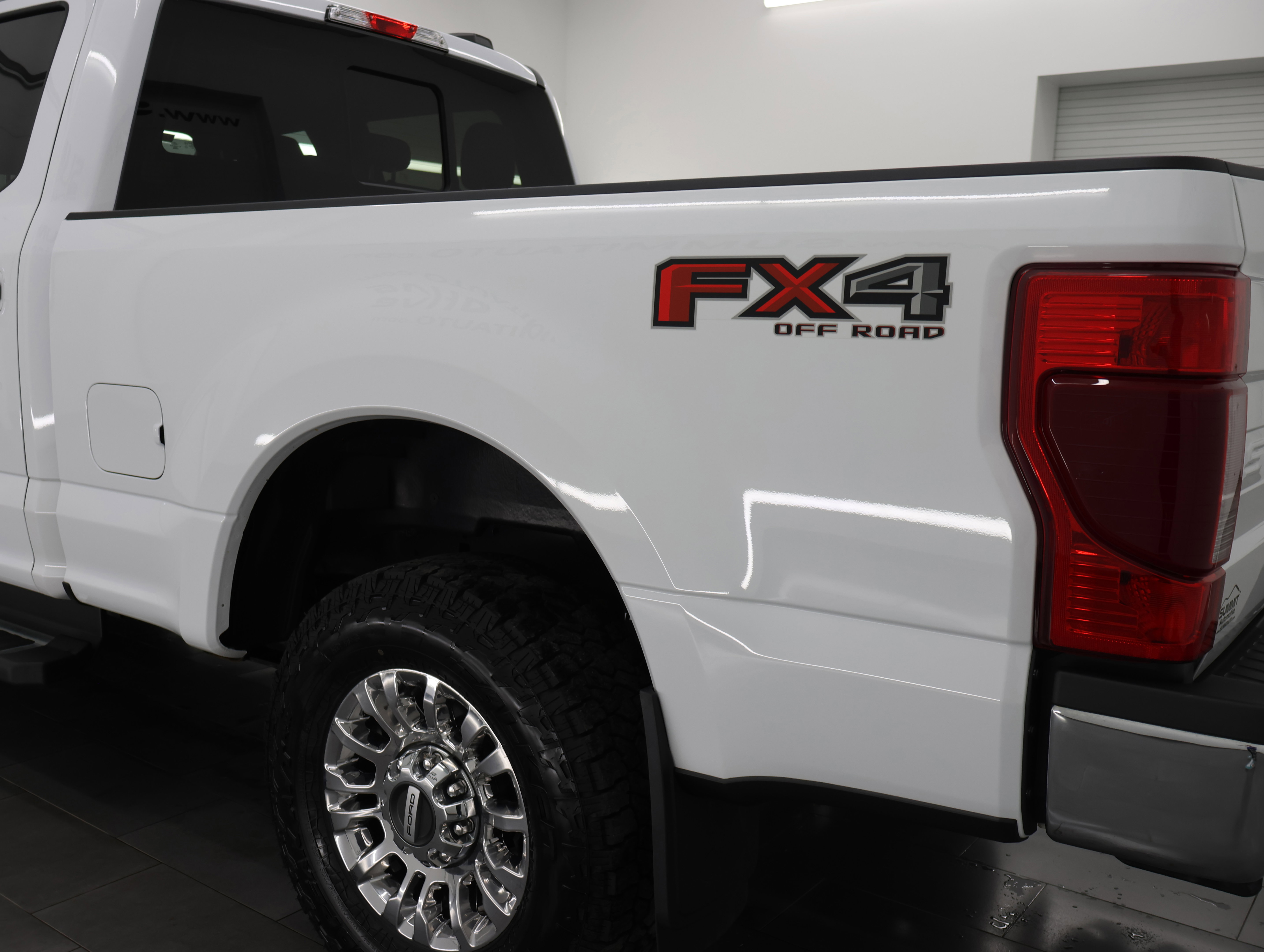 Used 2022 Ford F250 XLT w/ XLT Premium Package AWD/4WD image 29