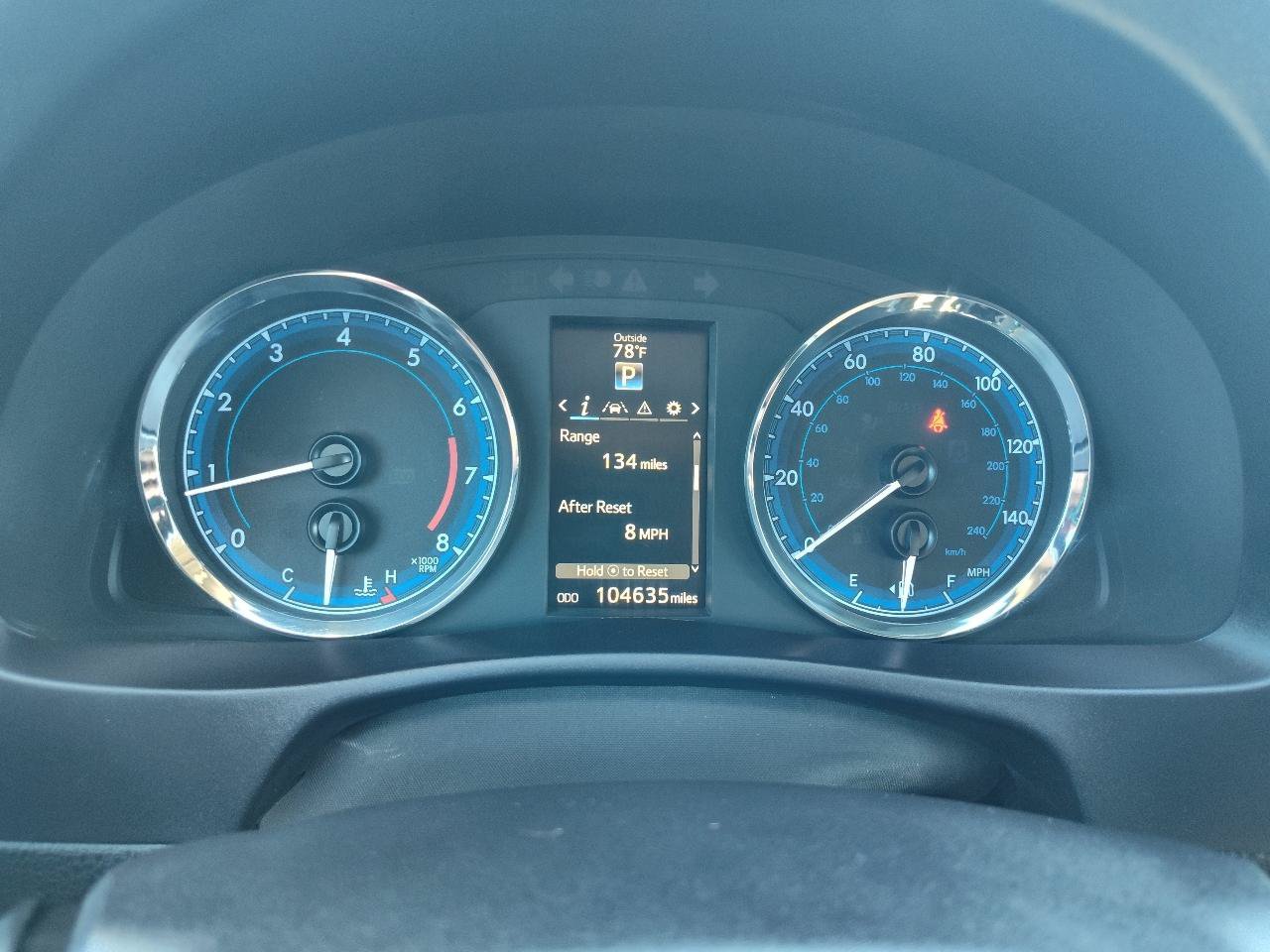 Used 2017 Toyota Corolla SE FWD image 19