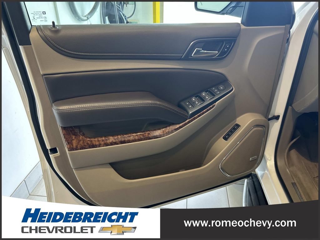 Used 2016 Chevrolet Suburban LTZ AWD/4WD image 10