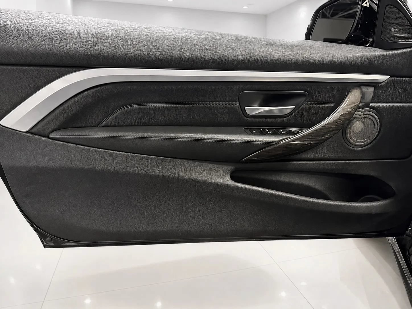 Used 2017 BMW 440i xDrive Convertible AWD/4WD image 15
