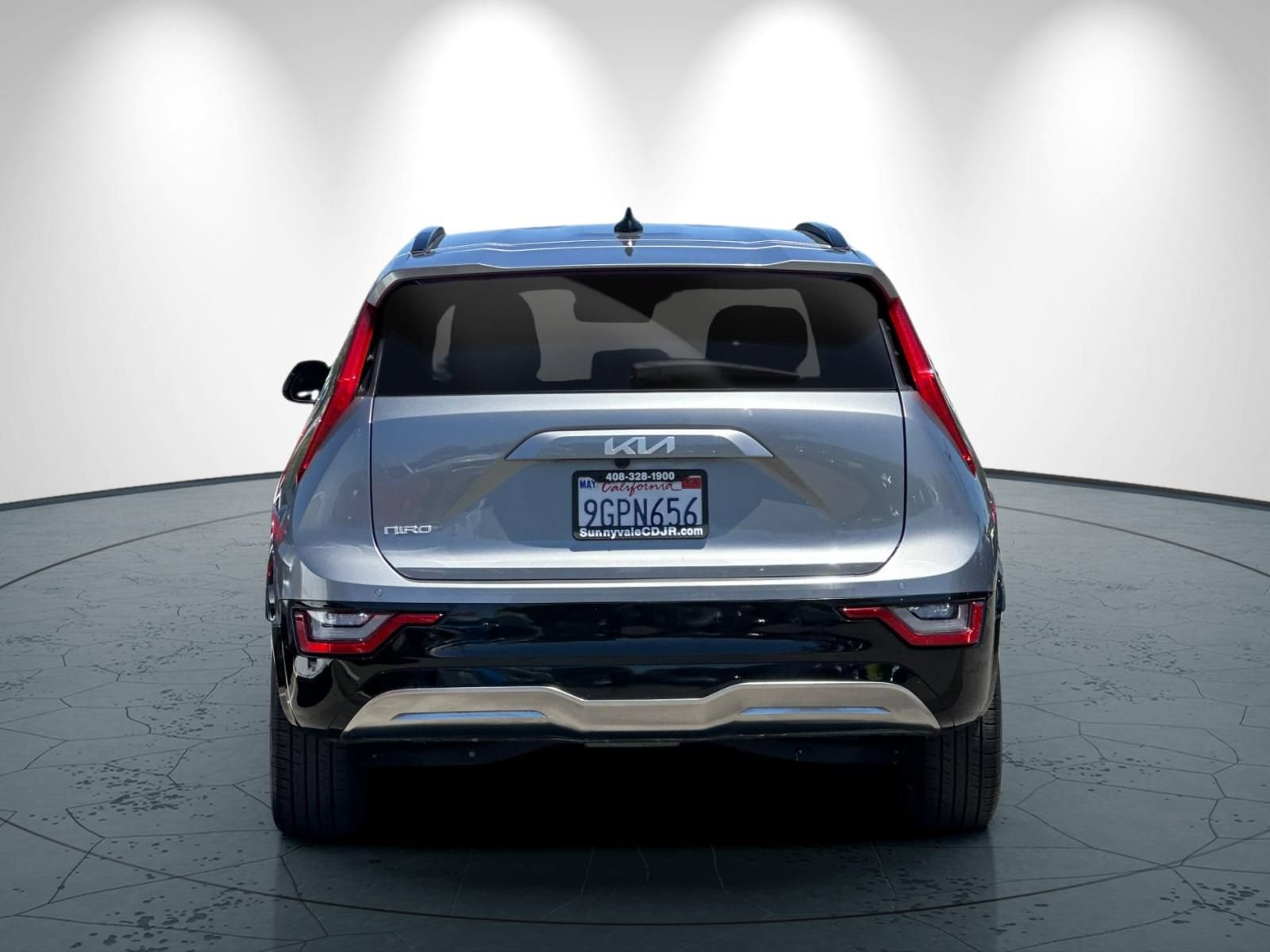 Used 2023 Kia Niro Wave FWD image 5