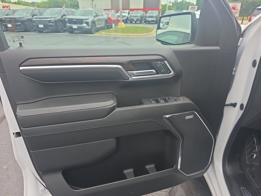 Certified 2024 GMC Sierra 1500 SLT w/ SLT Convenience Package AWD/4WD image 12