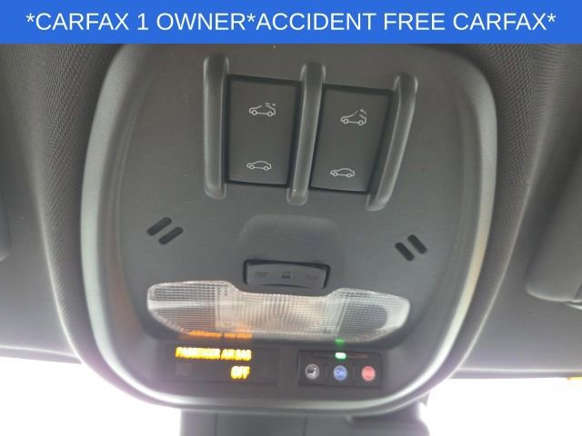 Used 2024 Chevrolet Trax RS w/ Sunroof Package FWD image 41