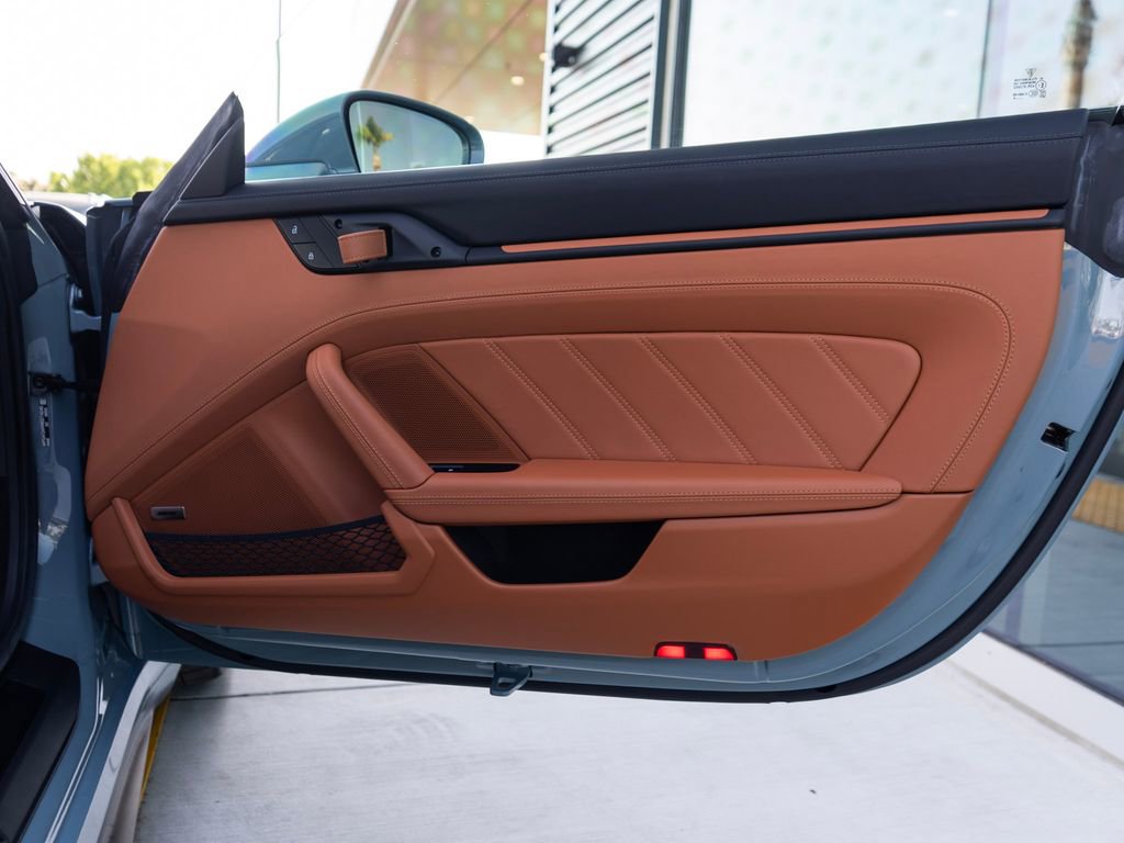 Certified 2024 Porsche 911 GT3 RS RWD image 36