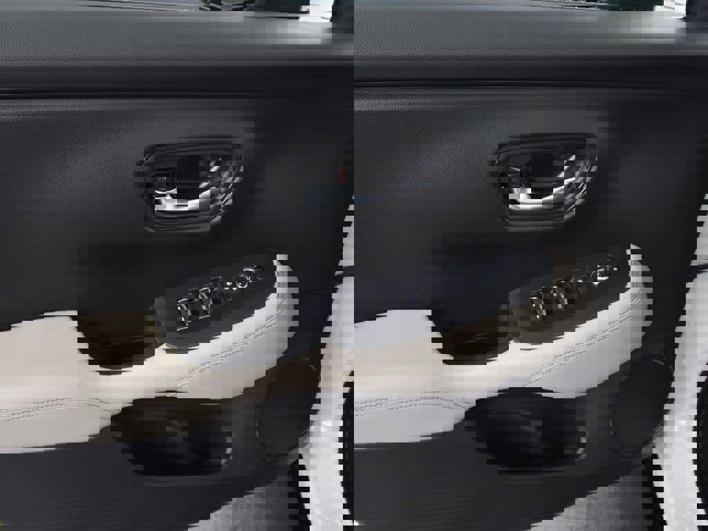 Used 2023 Honda HR-V EX-L image 15