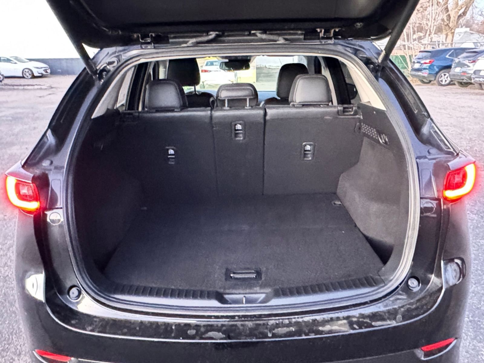 Used 2025 MAZDA CX-5 AWD 2.5 S w/ Preferred Package image 31