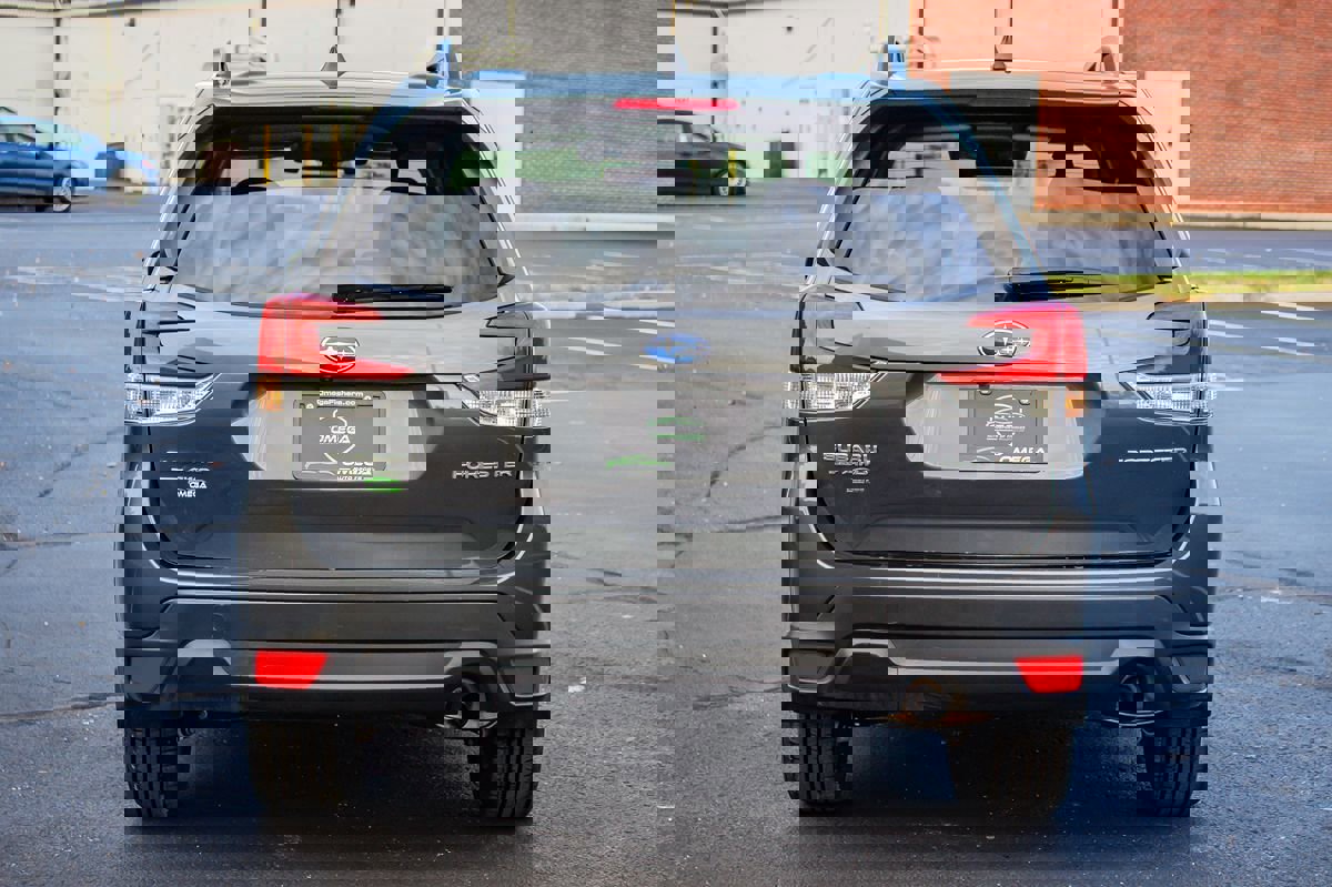 Used 2020 Subaru Forester Premium image 8