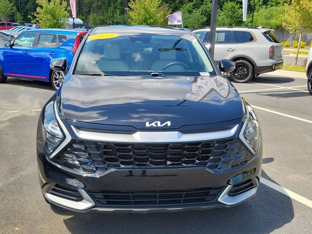Used 2023 Kia Sportage EX FWD image 2