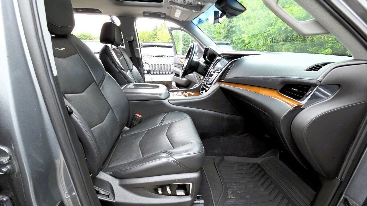 Used 2018 Cadillac Escalade ESV Premium Luxury AWD/4WD image 50