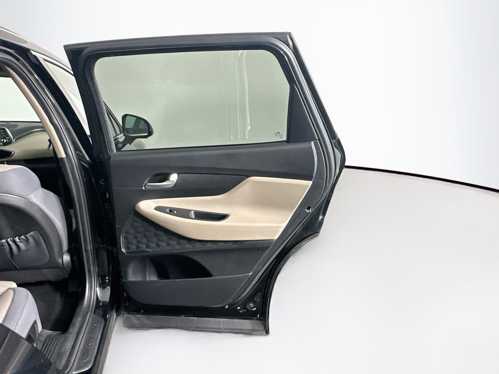Used 2020 Hyundai Santa Fe SEL w/ Cargo Package FWD image 29