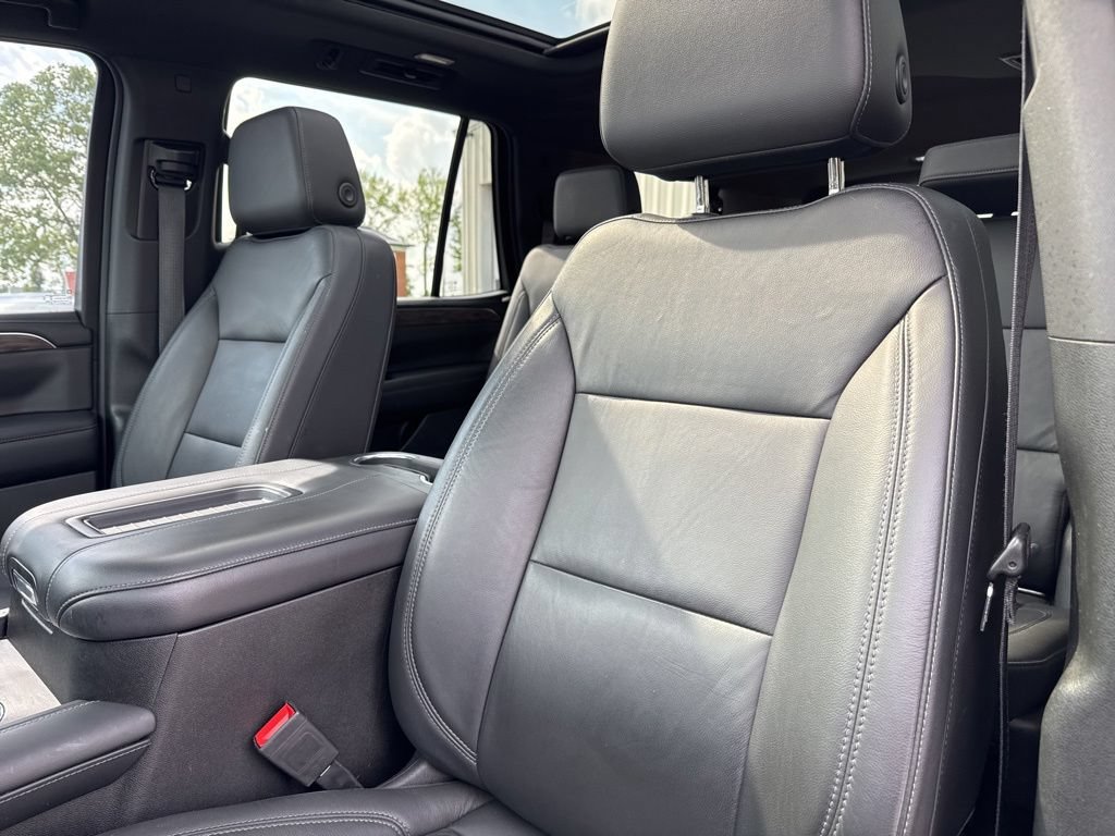 Used 2021 Chevrolet Tahoe Z71 w/ Z71 Signature Package AWD/4WD image 31