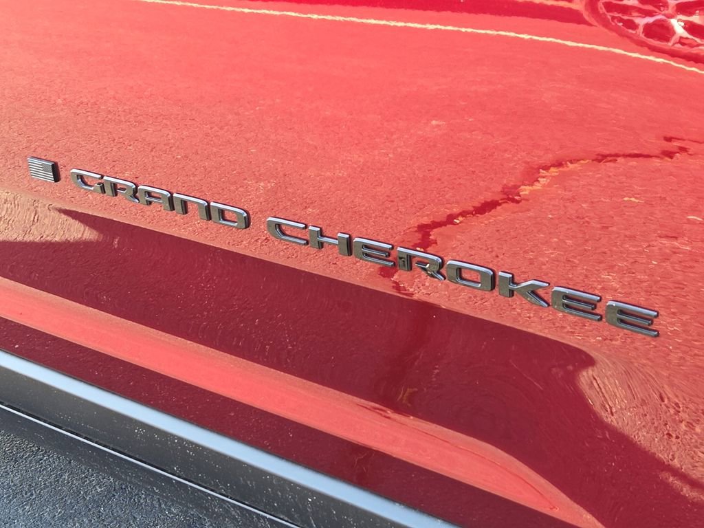 New 2026 Jeep Grand Cherokee Altitude AWD/4WD image 6