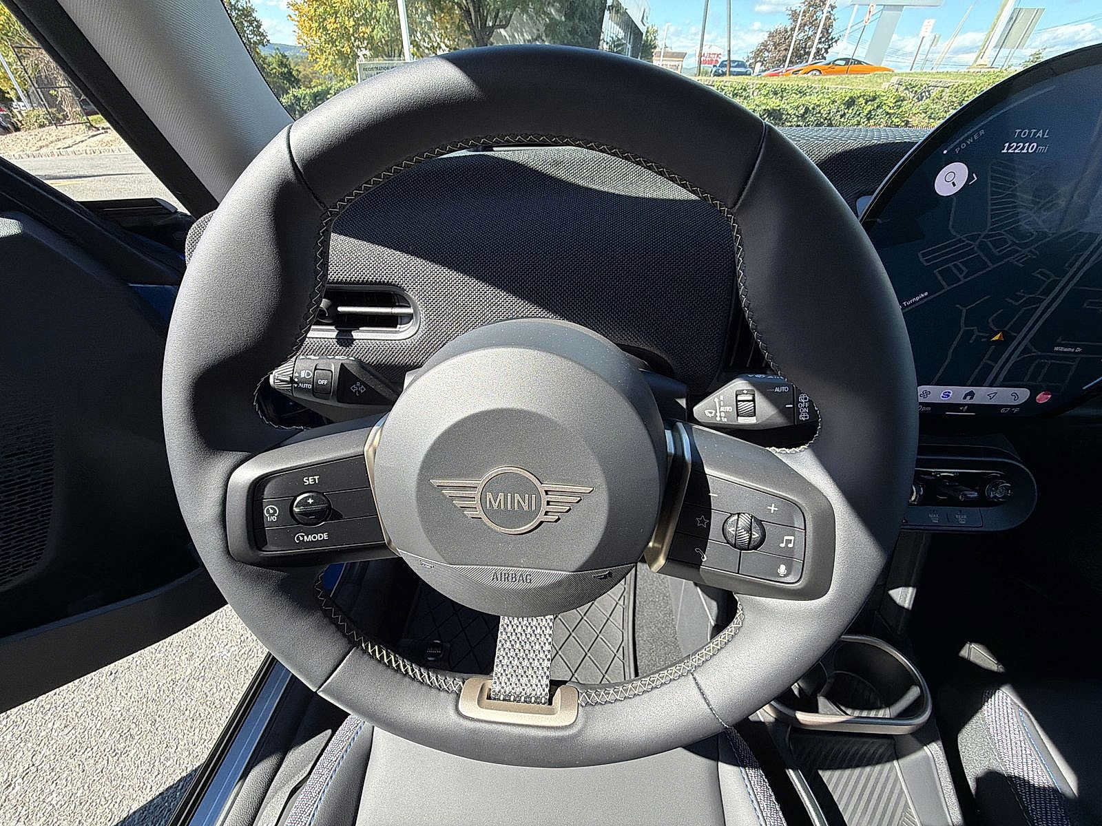 Used 2025 MINI Cooper S FWD image 30