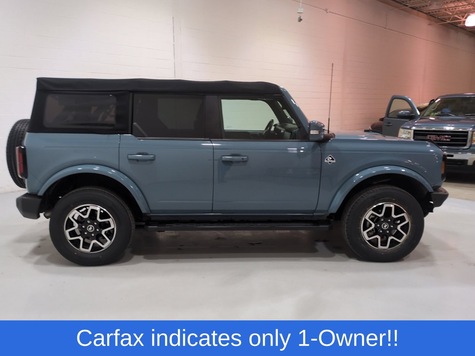 Used 2022 Ford Bronco Outer Banks AWD/4WD image 2