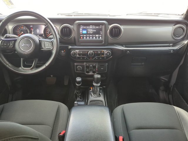 Used 2021 Jeep Gladiator Sport image 15