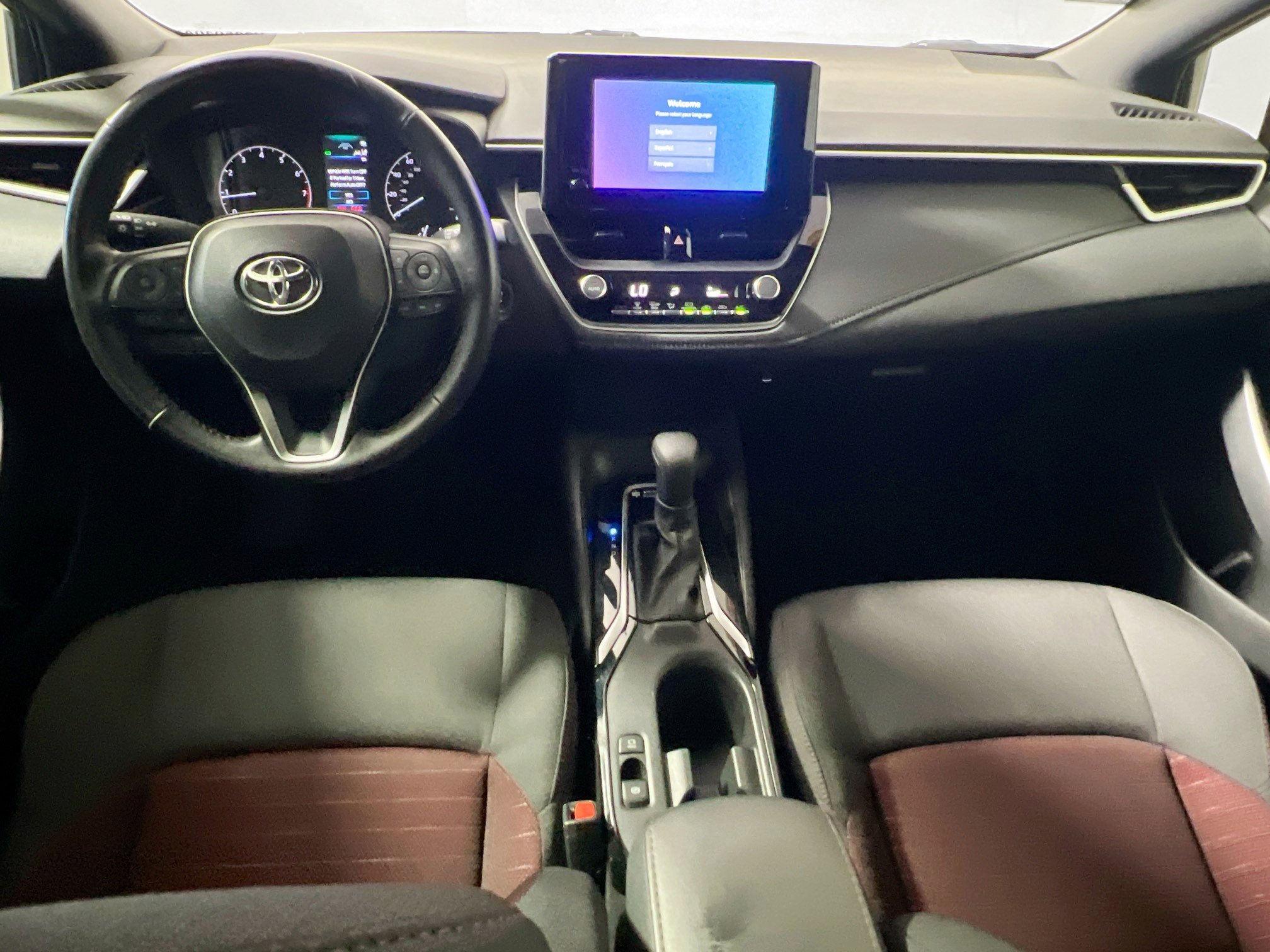 Used 2023 Toyota Corolla SE FWD image 30