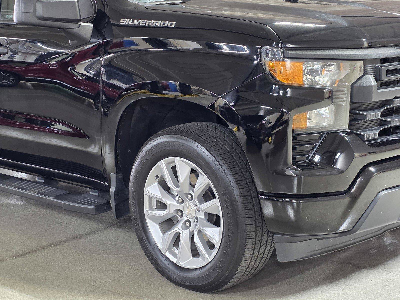 Used 2023 Chevrolet Silverado 1500 Custom AWD/4WD image 10