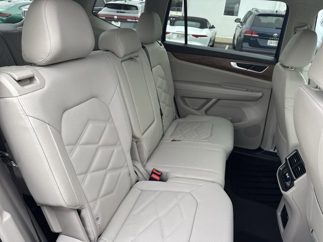 New 2026 Volkswagen Atlas SE image 28