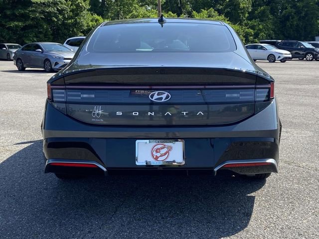 Used 2024 Hyundai Sonata SEL FWD image 4