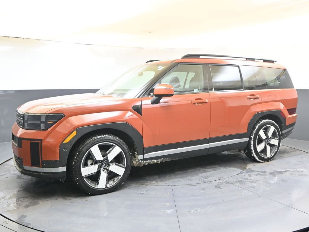 Used 2025 Hyundai Santa Fe Limited image 2