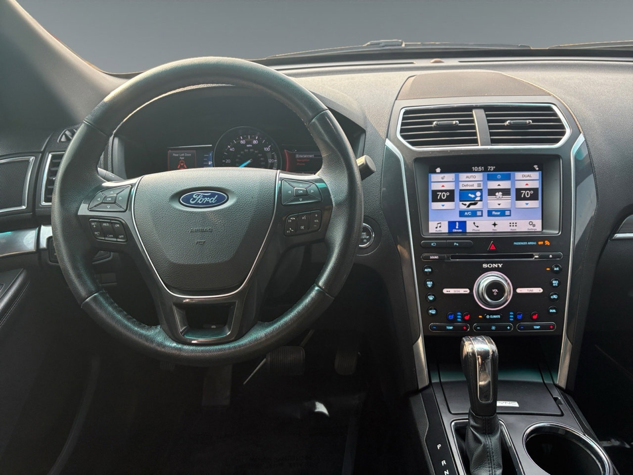 Used 2017 Ford Explorer Limited image 11