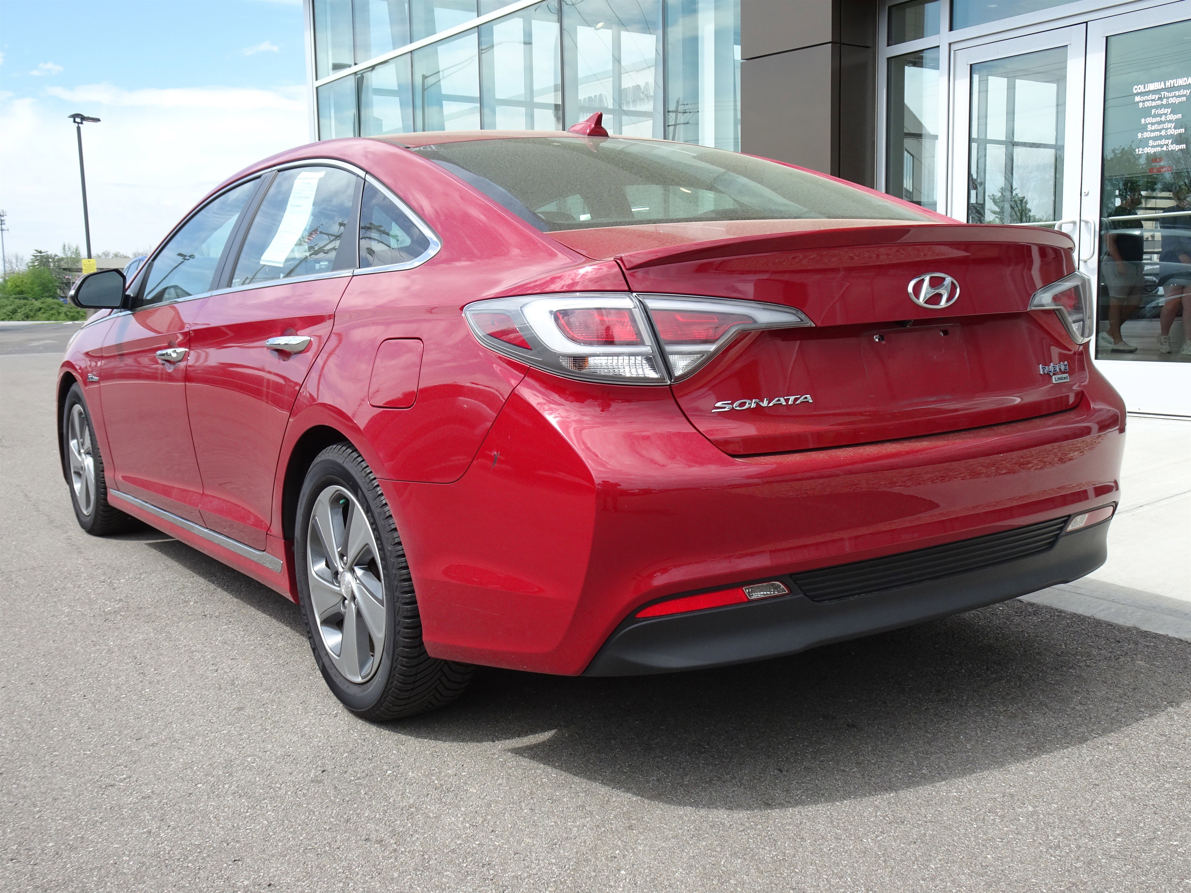 Used 2016 Hyundai Sonata Limited FWD image 3