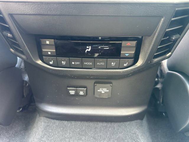 New 2026 Toyota Sequoia Platinum AWD/4WD image 17