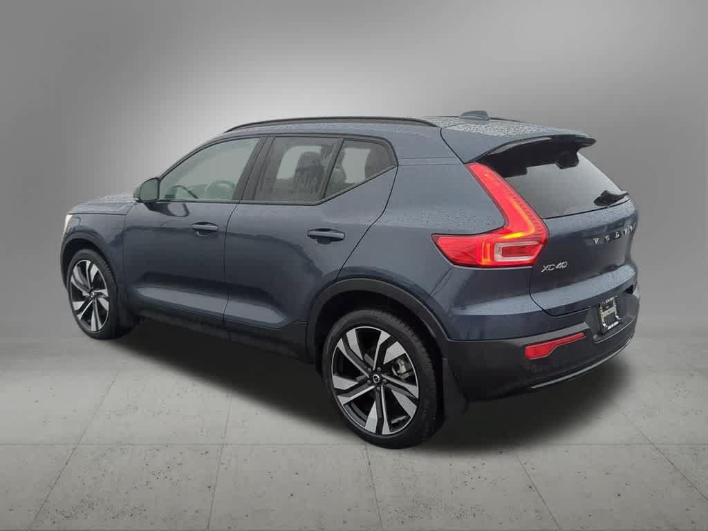 Certified 2026 Volvo XC40 B5 Ultra w/ Protection Package Premier AWD/4WD image 4